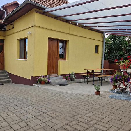 1 For Rent Hotel Cluj-Napoca Eksteriør billede
